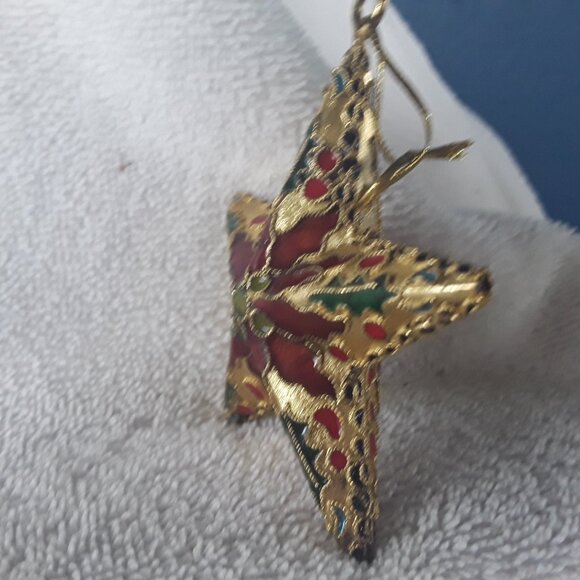 Vintage Cloisonne Star Ornament, 3 1/4" Wide, not sure of year - Picture 3 of 3